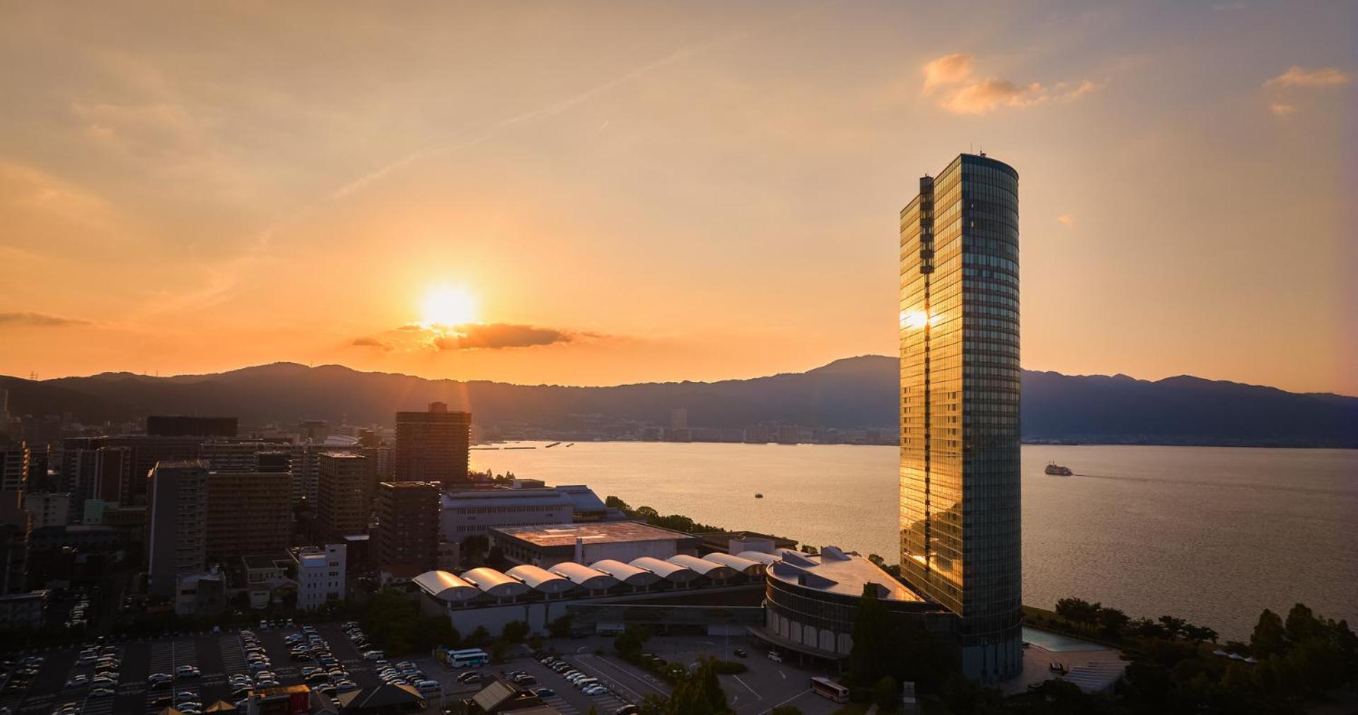 Hotel Biwa Otsu