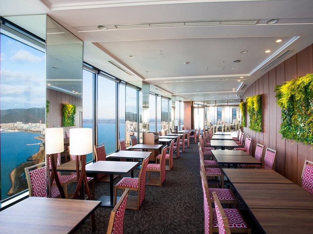 โรงแรม โรงแรมเลค บิวะ โอสึ ปริ้นซ์ 4*